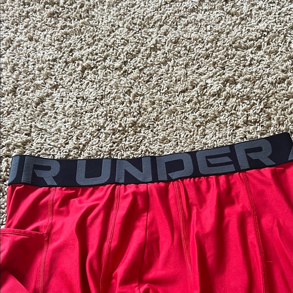 Under Armour Red Compression Shorts - Picture 3 of 4